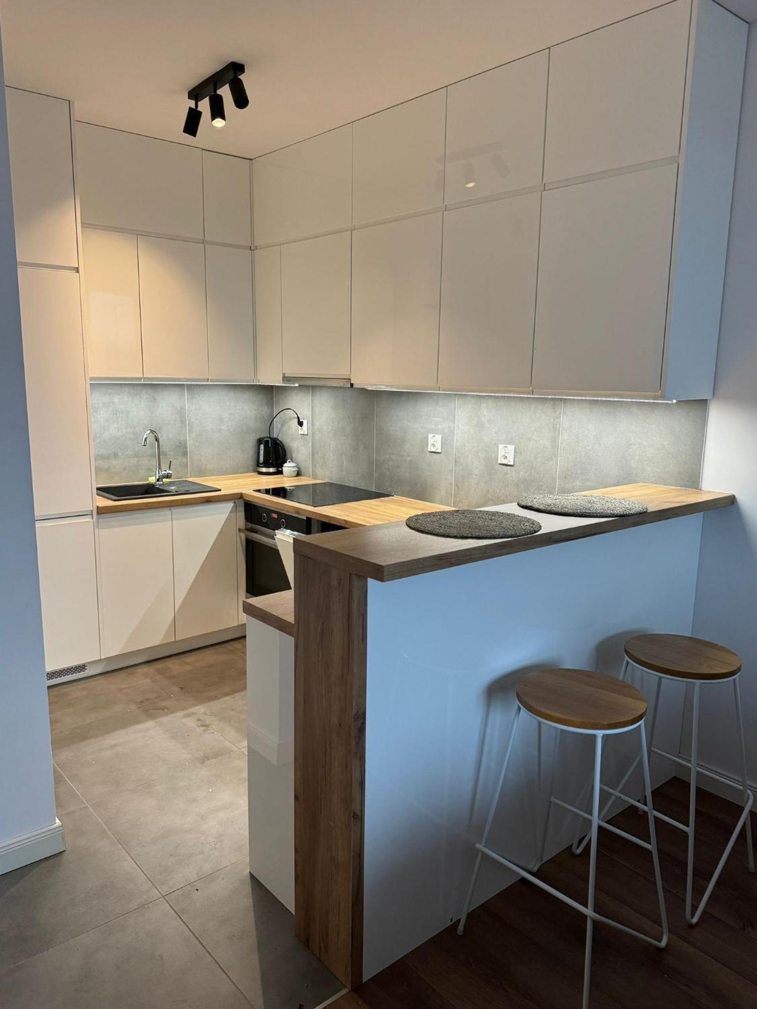 Sky Tower Self Check In 1 Bedroom Apartment Rzeszów Exterior foto